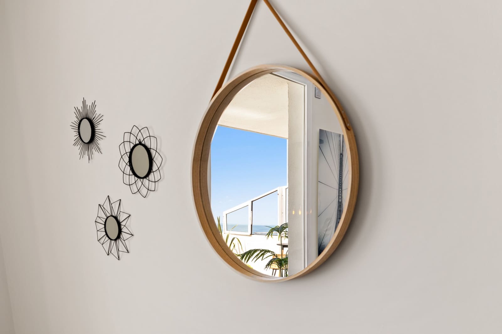 Apartamento de 3 habitaciones en Estepona en venta con piscina garaje - 739.000 € (Ref: 10002257)