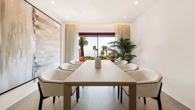 3 soveværelse Lejlighed til salg i Estepona med swimmingpool garage - € 1.995.000 (Ref: 10002258)