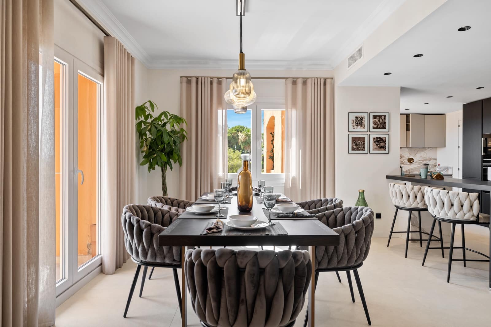 3 Zimmer Apartment zu verkaufen in Marbella mit Pool Garage - 2.295.000 € (Ref: 10002259)