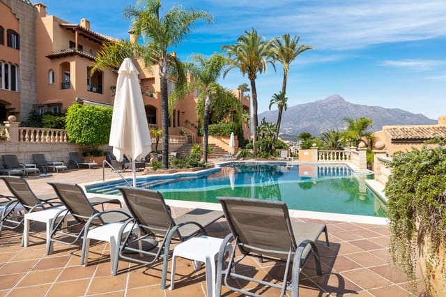 3 Zimmer Apartment zu verkaufen in Marbella mit Pool Garage - 2.295.000 € (Ref: 10002259)