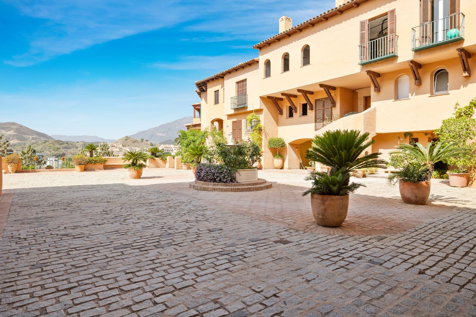 3 Zimmer Apartment zu verkaufen in Marbella mit Pool Garage - 2.295.000 € (Ref: 10002259)
