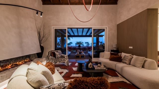 4 soveværelse Lejlighed til salg i Guadalmansa, Estepona med swimmingpool garage - € 4.950.000 (Ref: 10002260)