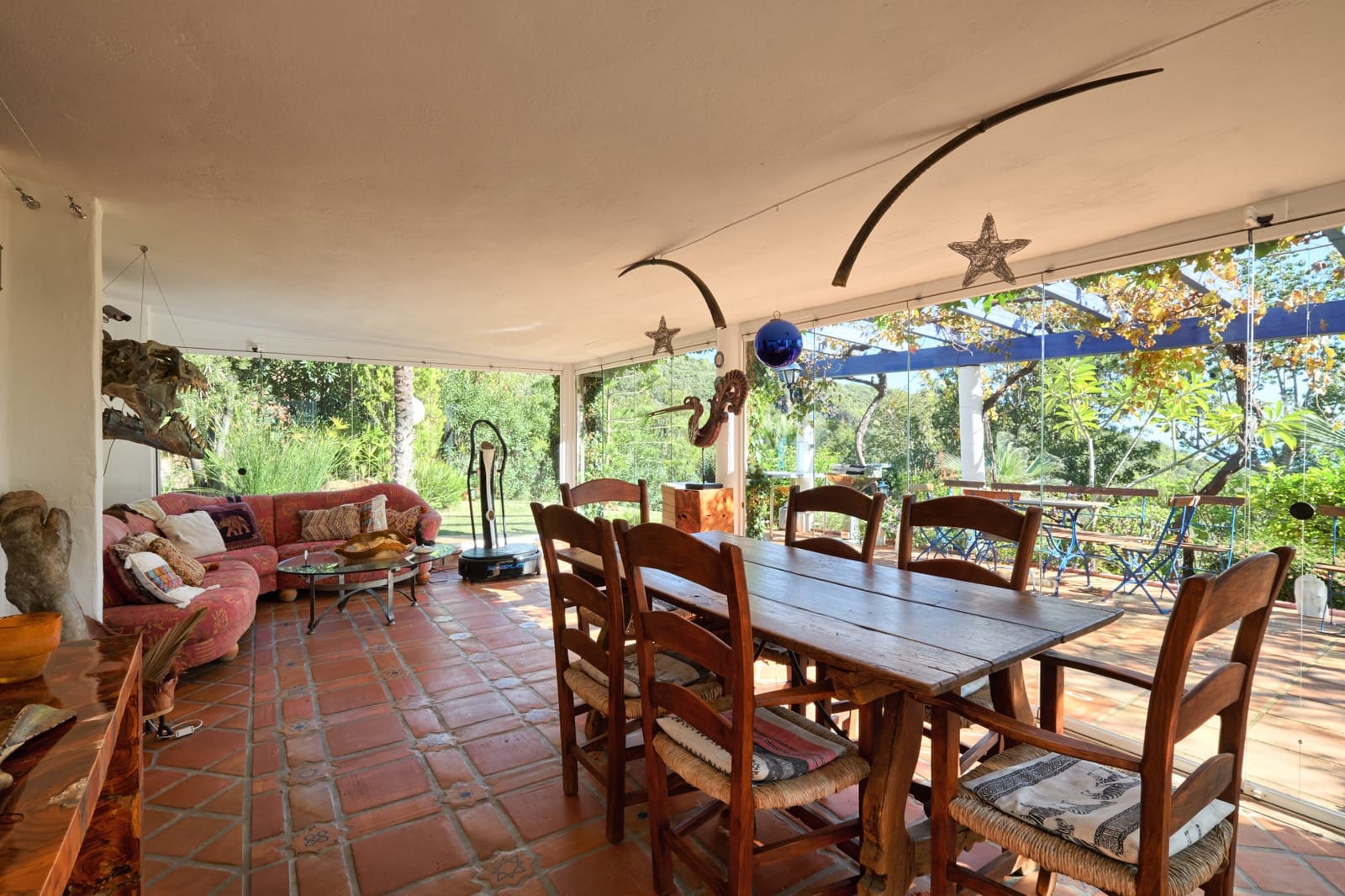 2 bedroom Villa for sale in Estepona with pool garage - € 695,000 (Ref: 10002261)