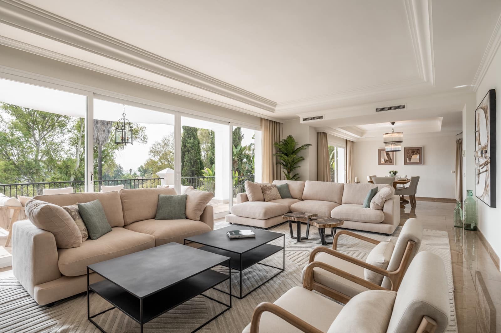 8 sypialnia Willa na sprzedaż w Marbella z basenem - 1 890 000 € (Ref: 10002262)