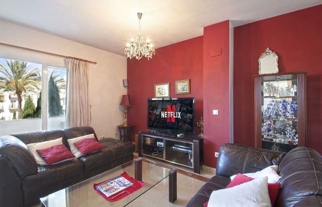 3 sypialnia Apartament na sprzedaż w Nueva Andalucia, Marbella z basenem garażem - 380 000 € (Ref: 10002263)