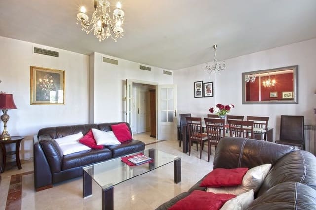 3 sypialnia Apartament na sprzedaż w Nueva Andalucia, Marbella z basenem garażem - 380 000 € (Ref: 10002263)