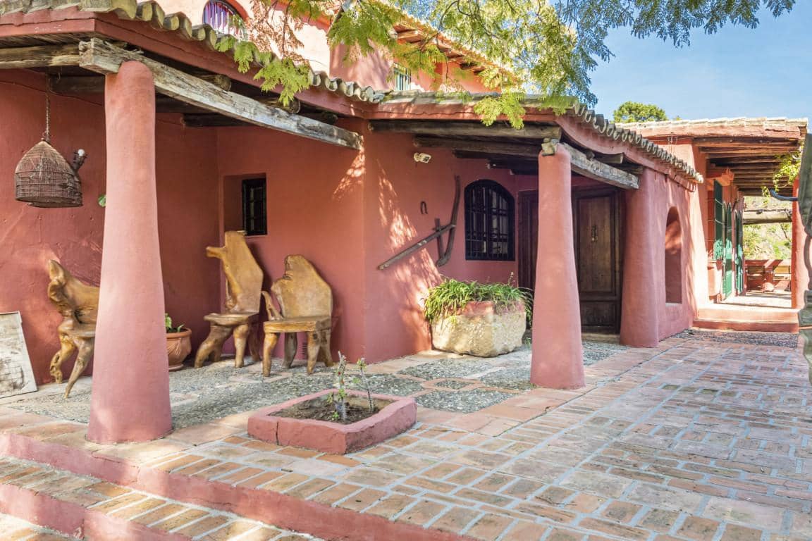 5 quarto Moradia para venda em Marbella com piscina garagem - 2 395 000 € (Ref: 10002265)