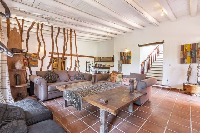 5 quarto Moradia para venda em Marbella com piscina garagem - 2 395 000 € (Ref: 10002265)