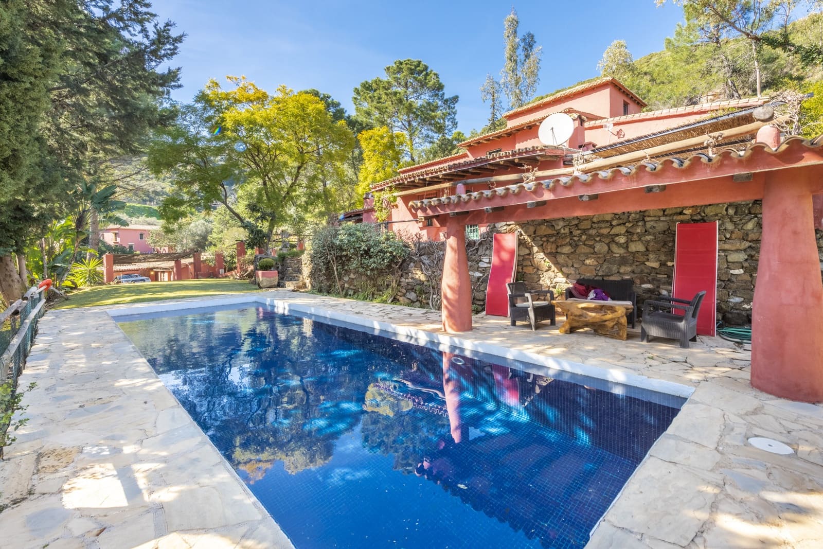 5 quarto Moradia para venda em Marbella com piscina garagem - 2 395 000 € (Ref: 10002265)