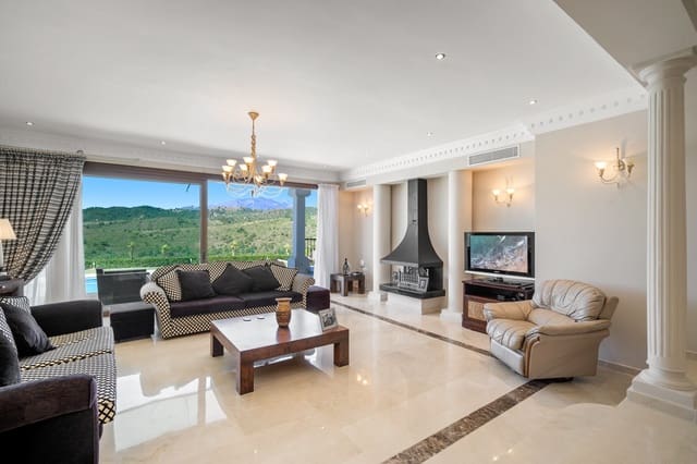 6 sypialnia Willa na sprzedaż w Marbella z basenem garażem - 2 750 000 € (Ref: 10002267)