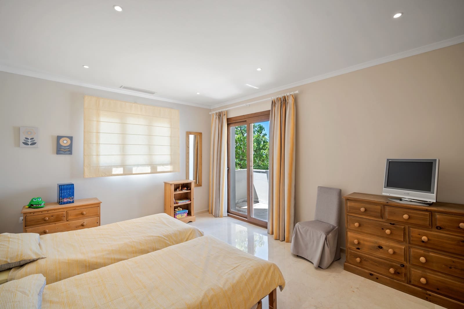6 sovrum Villa till salu i Marbella med pool garage - 2 750 000 € (Ref: 10002267)