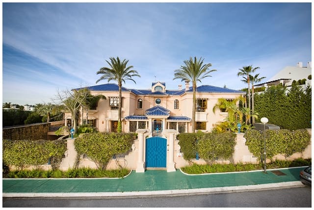 6 sypialnia Willa na sprzedaż w Nueva Andalucia, Marbella z basenem garażem - 7 500 000 € (Ref: 10002269)