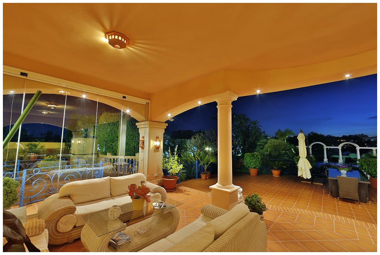 6 soverom Villa til salgs i Nueva Andalucia med svømmebasseng garasje - € 7 500 000 (Ref: 10002269)