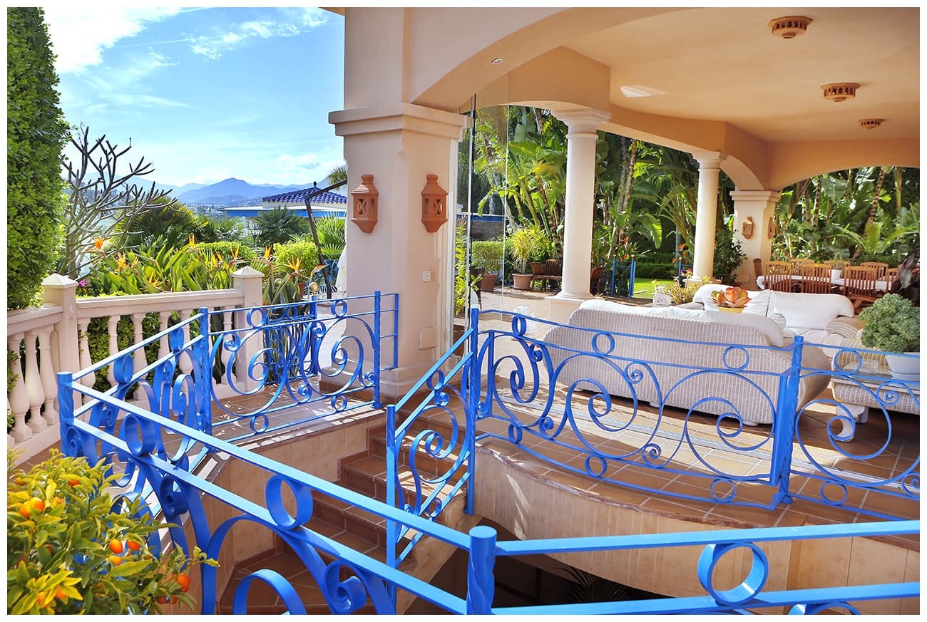 6 soverom Villa til salgs i Nueva Andalucia med svømmebasseng garasje - € 7 500 000 (Ref: 10002269)