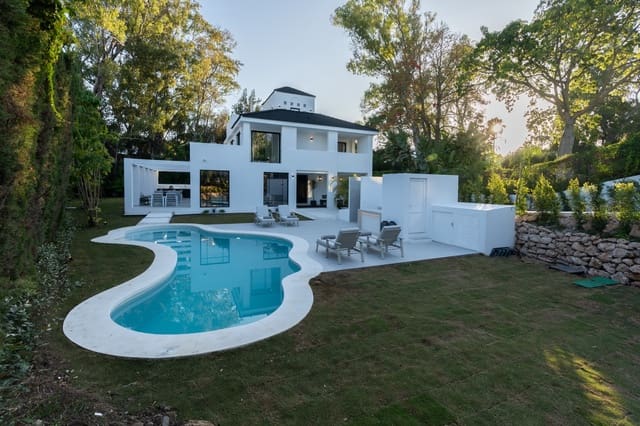 5 sypialnia Willa na sprzedaż w Marbella z basenem garażem - 3 350 000 € (Ref: 10002270)