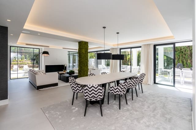 5 sypialnia Willa na sprzedaż w Marbella z basenem garażem - 3 350 000 € (Ref: 10002270)