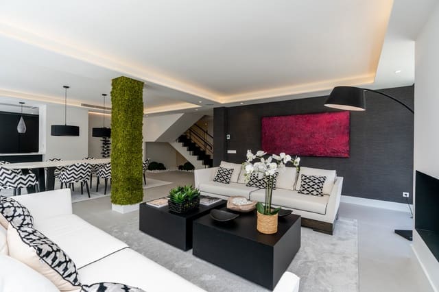 5 sypialnia Willa na sprzedaż w Marbella z basenem garażem - 3 350 000 € (Ref: 10002270)