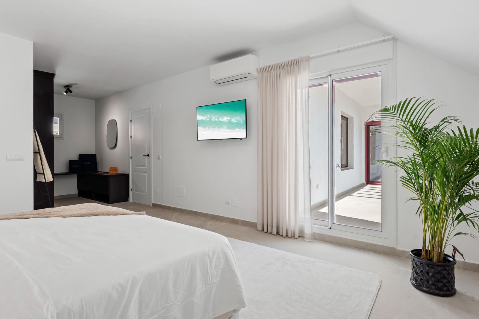 3 slaapkamer Appartement te koop in Marbella met zwembad garage - € 1.075.000 (Ref: 10002274)