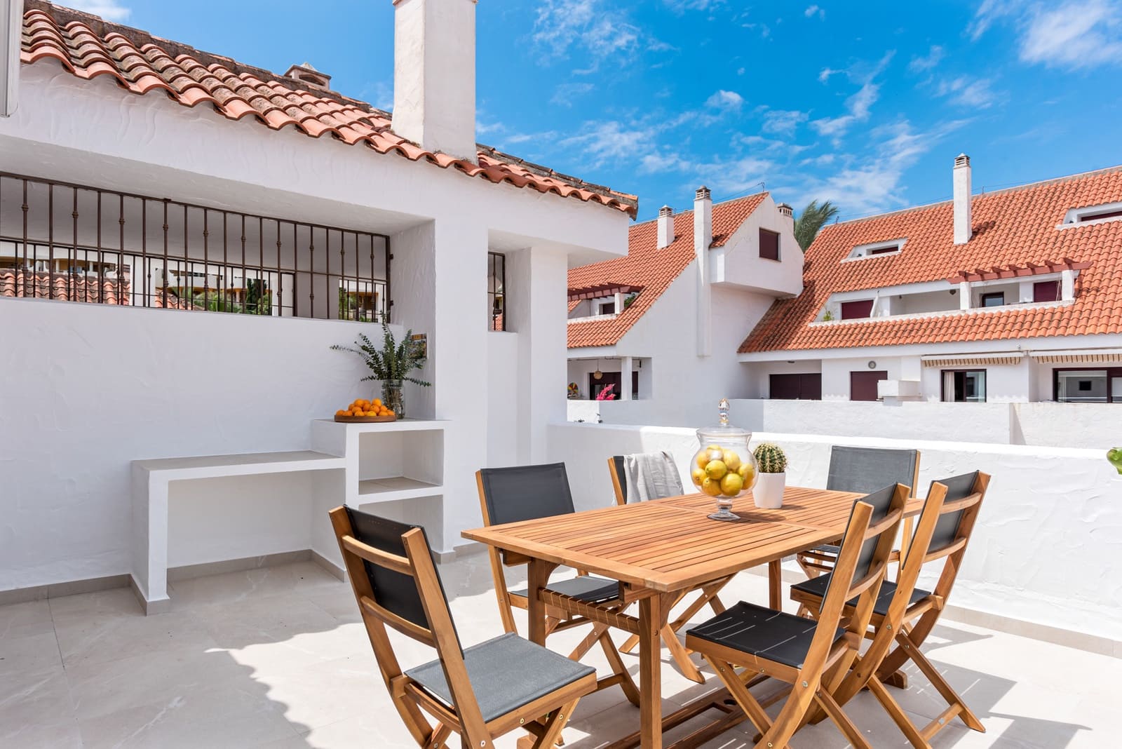 3 slaapkamer Appartement te koop in Marbella met zwembad garage - € 1.075.000 (Ref: 10002274)