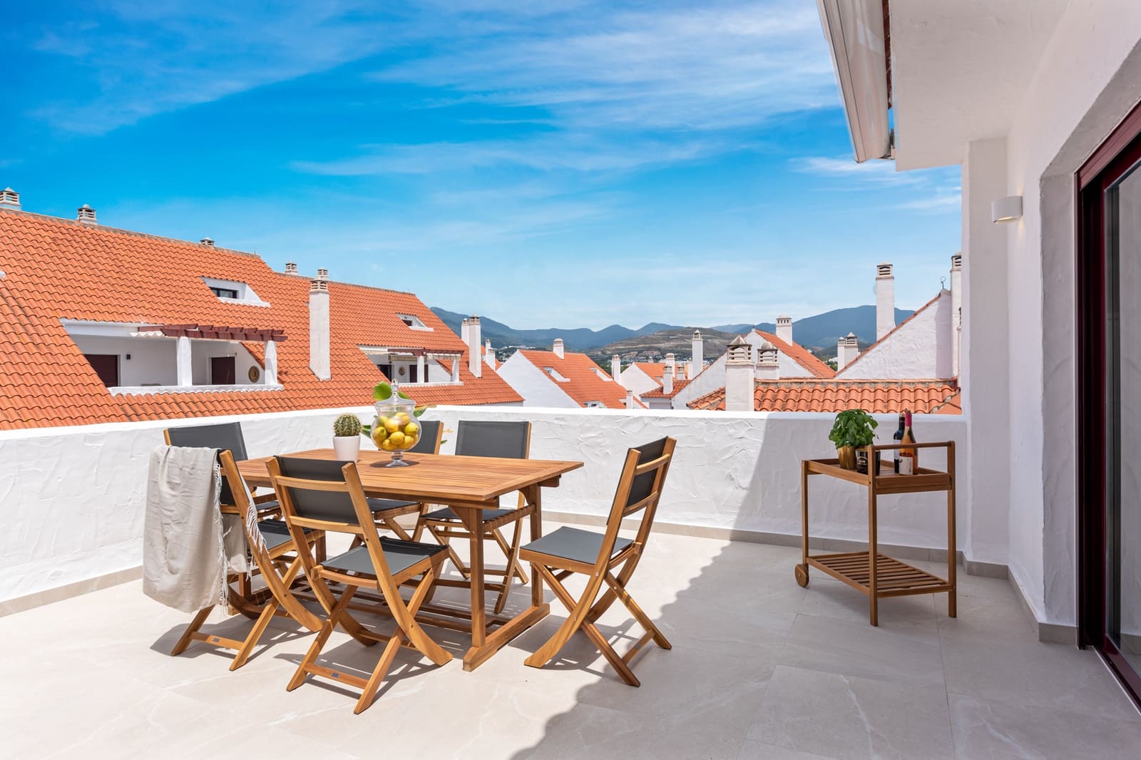 3 slaapkamer Appartement te koop in Marbella met zwembad garage - € 1.075.000 (Ref: 10002274)