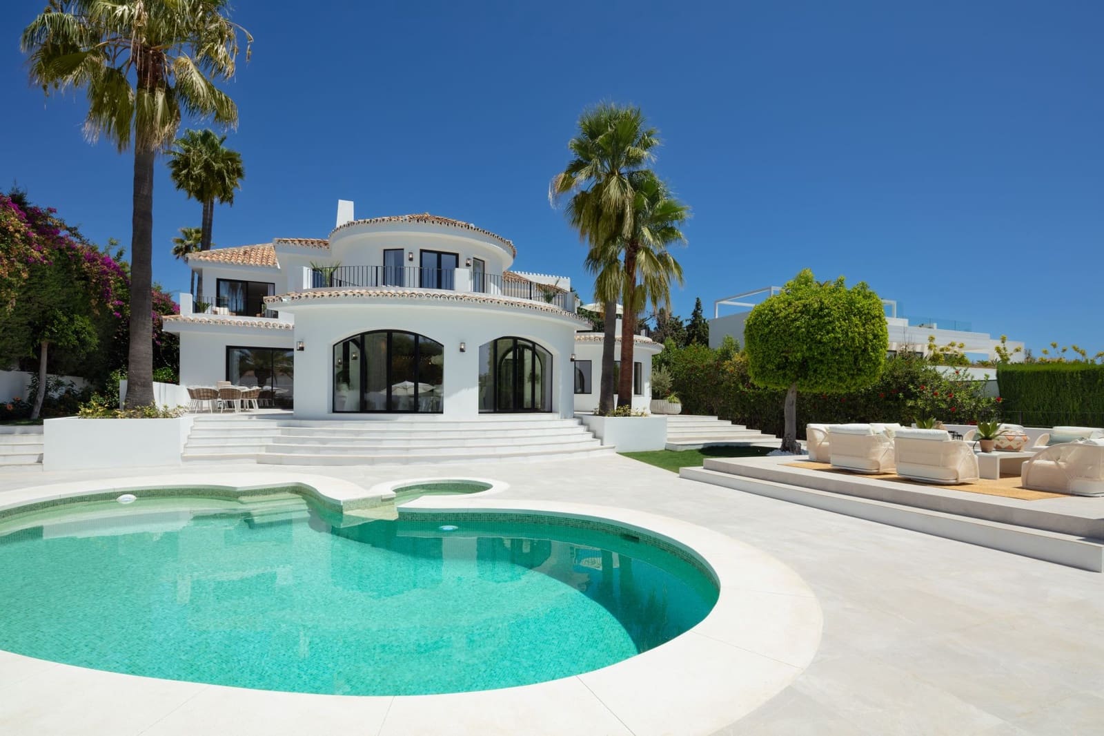 5 slaapkamer Villa te koop in Marbella met zwembad garage - € 3.895.000 (Ref: 10002275)