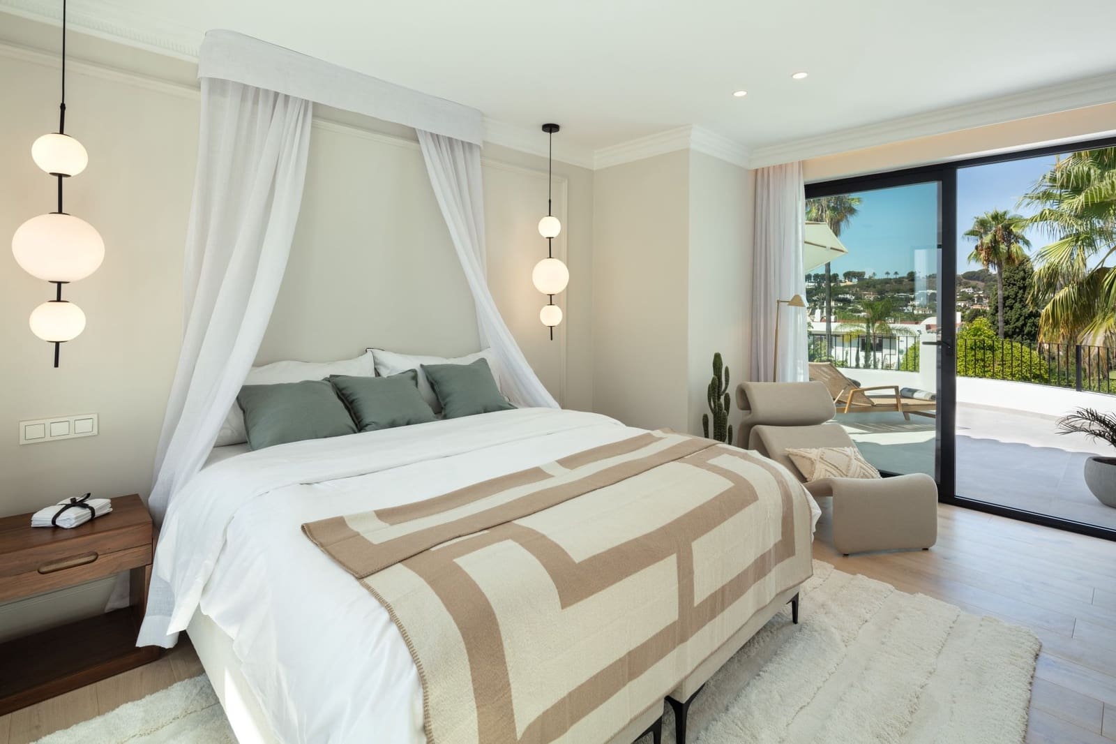 5 slaapkamer Villa te koop in Marbella met zwembad garage - € 3.895.000 (Ref: 10002275)