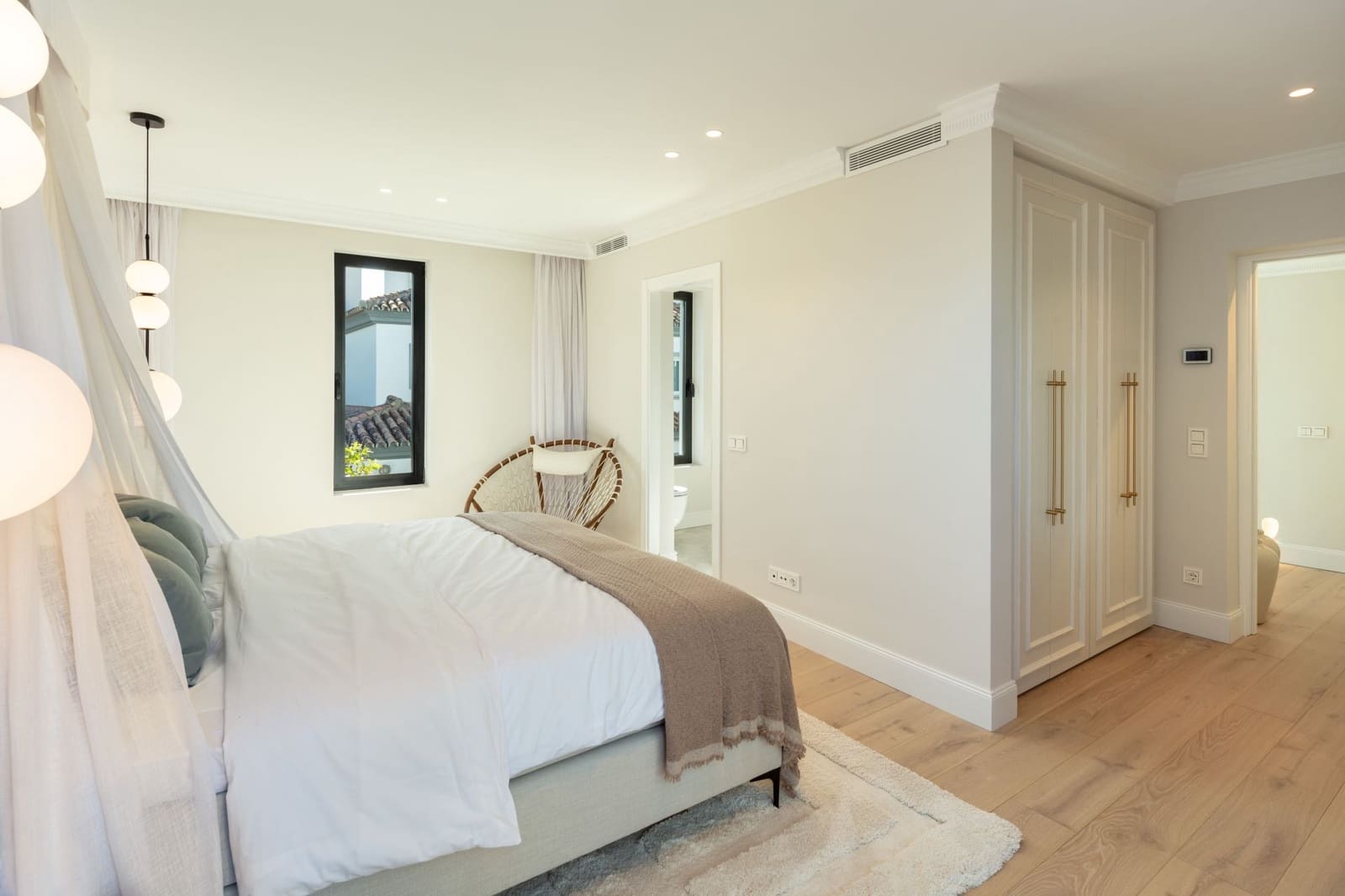 5 slaapkamer Villa te koop in Marbella met zwembad garage - € 3.895.000 (Ref: 10002275)