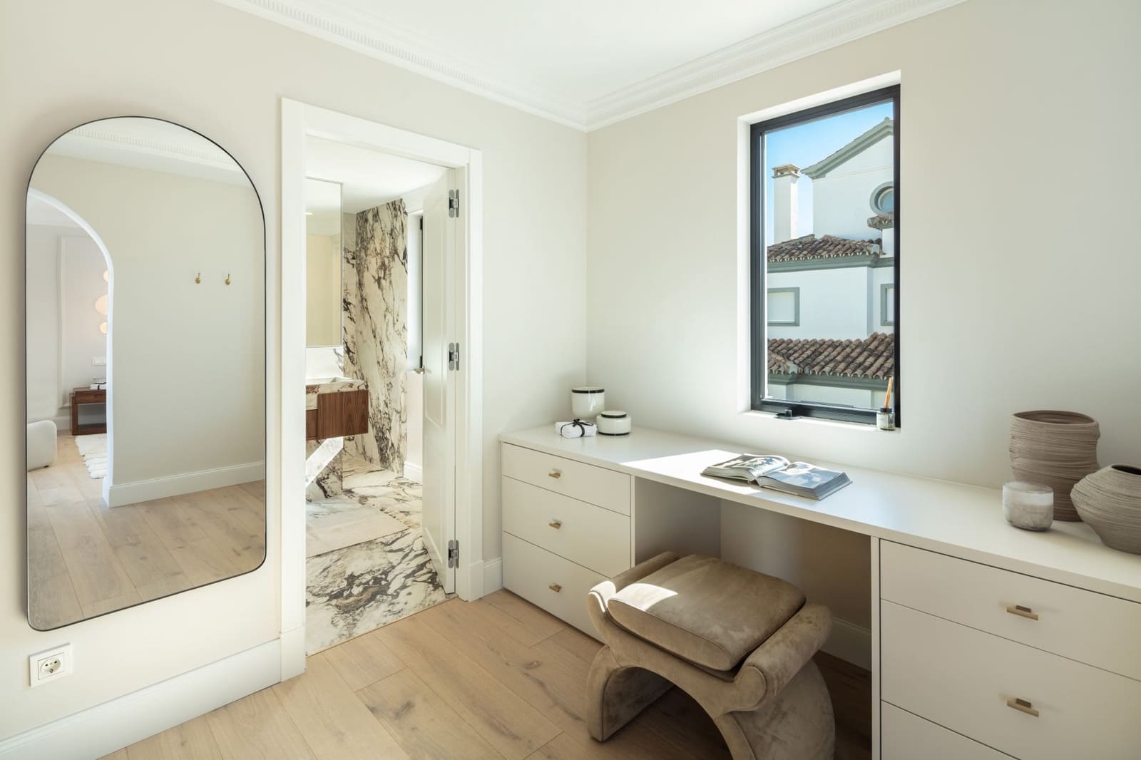 5 slaapkamer Villa te koop in Marbella met zwembad garage - € 3.895.000 (Ref: 10002275)