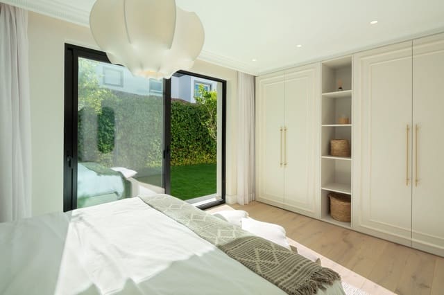 5 slaapkamer Villa te koop in Marbella met zwembad garage - € 3.895.000 (Ref: 10002275)