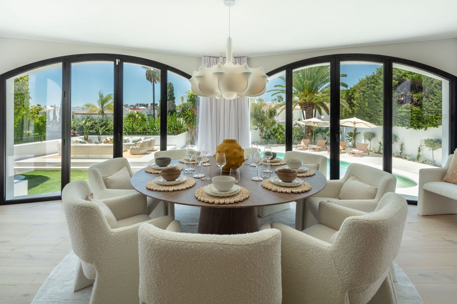 5 slaapkamer Villa te koop in Marbella met zwembad garage - € 3.895.000 (Ref: 10002275)