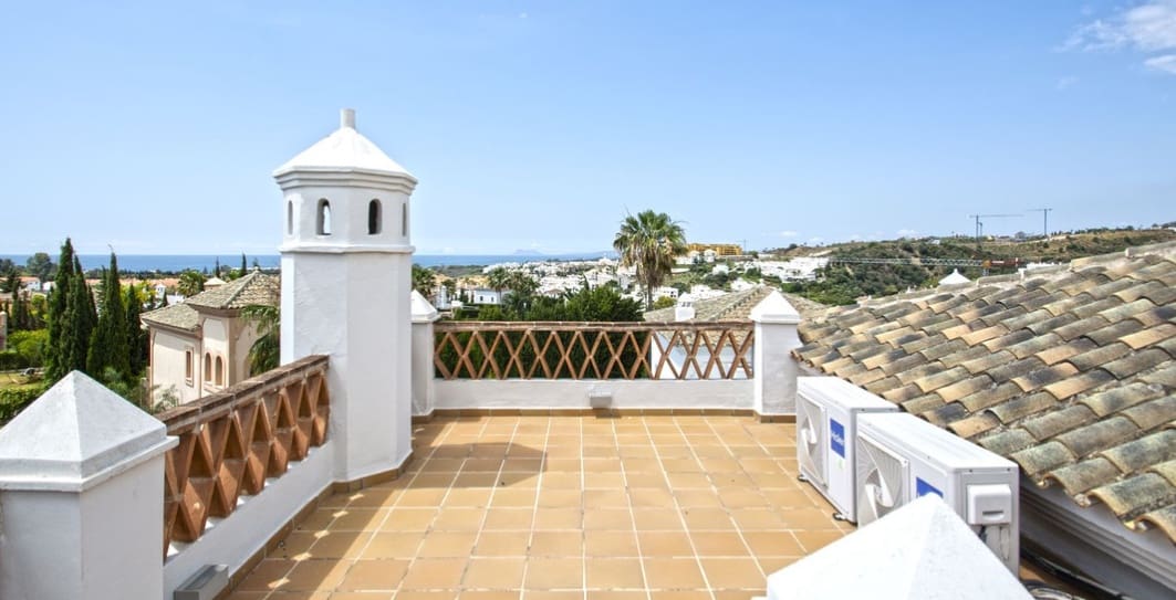 4 chambre Villa/Maison à vendre à Marbella avec piscine garage - 815 000 € (Ref: 10002279)