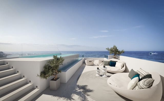 4 sypialnia Willa na sprzedaż w Marbella z basenem garażem - 5 980 000 € (Ref: 10002282)