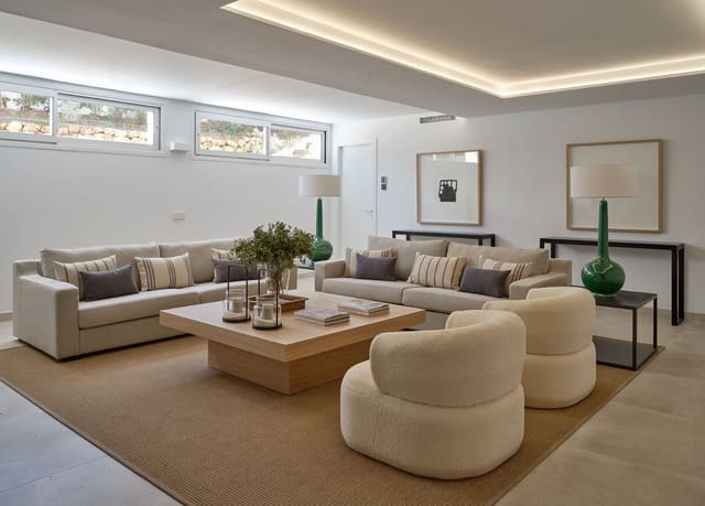 Chalet de 3 habitaciones en Marbella en venta con piscina garaje - 1.690.000 € (Ref: 10002285)