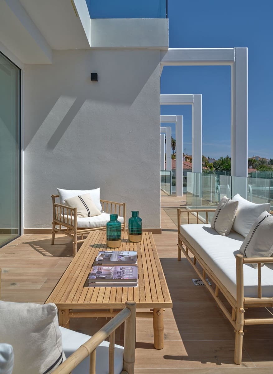 Chalet de 3 habitaciones en Marbella en venta con piscina garaje - 1.690.000 € (Ref: 10002285)