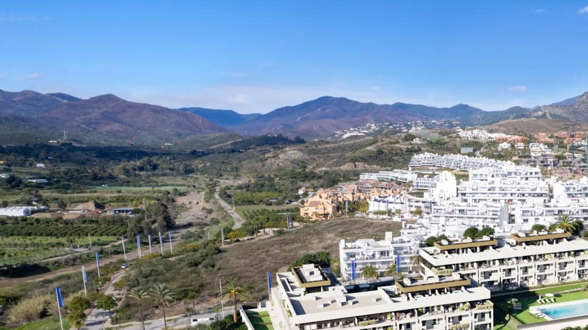 2 bedroom Apartment for sale in Marbella with pool garage - € 299,200 (Ref: 10002304)