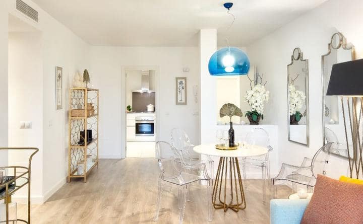 3 bedroom Apartment for sale in Marbella with pool garage - € 320,000 (Ref: 10002305)