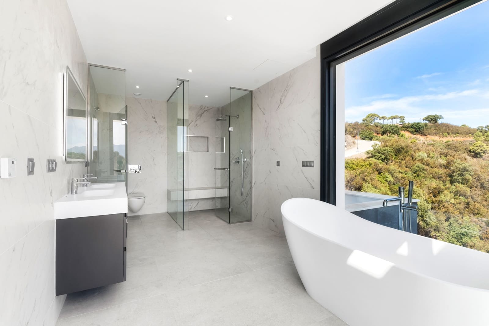 5 chambre Villa/Maison à vendre à Marbella avec piscine garage - 2 450 000 € (Ref: 10002306)