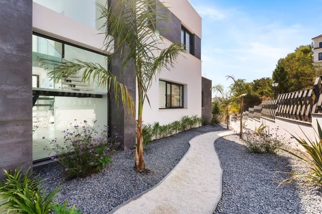 5 chambre Villa/Maison à vendre à Marbella avec piscine garage - 2 450 000 € (Ref: 10002306)