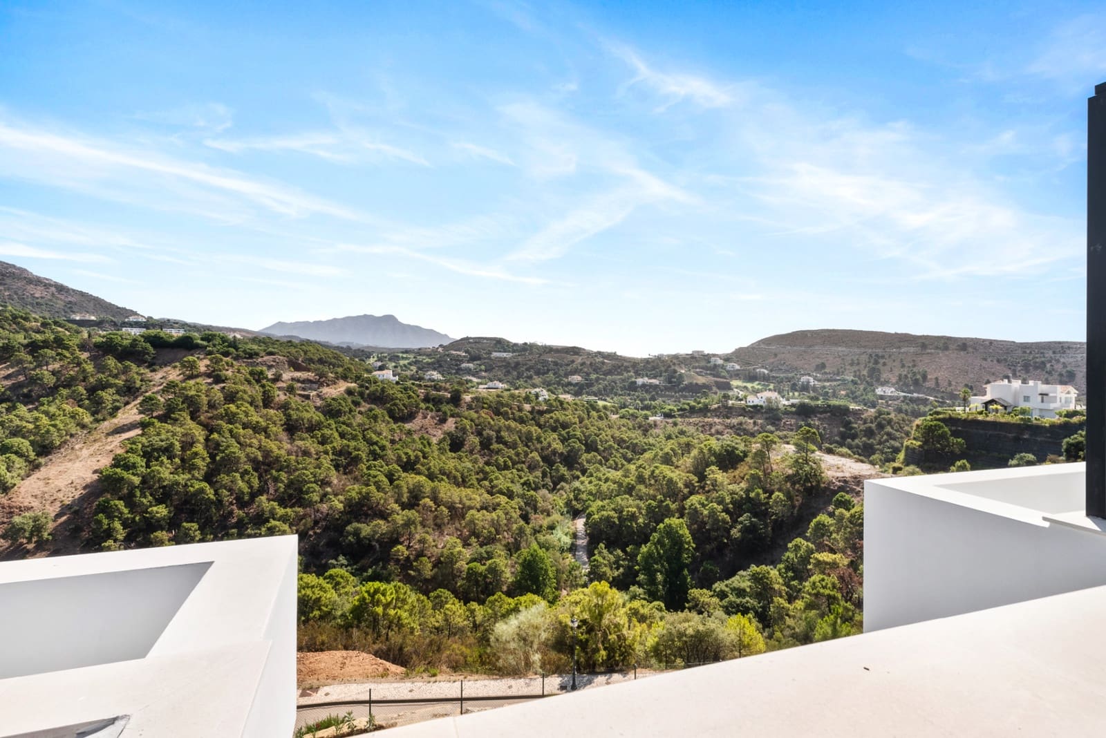 5 chambre Villa/Maison à vendre à Marbella avec piscine garage - 2 450 000 € (Ref: 10002306)