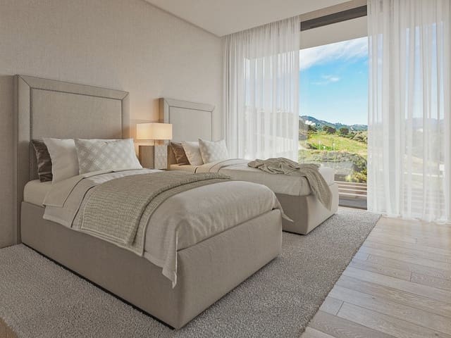 3 bedroom Villa for sale in Marbella with pool garage - € 800,000 (Ref: 10002337)