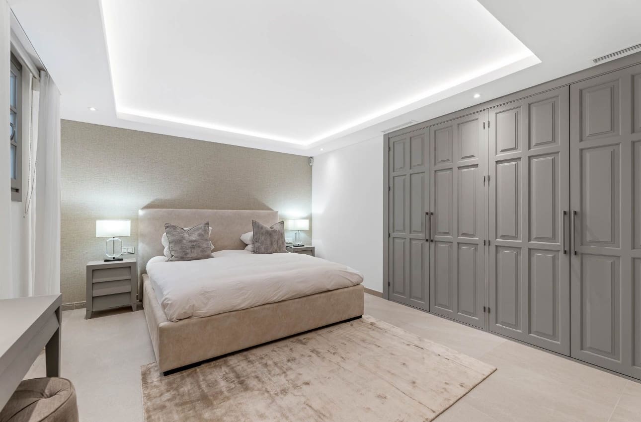Chalet de 6 habitaciones en Marbella en venta con piscina garaje - 3.700.000 € (Ref: 10002341)