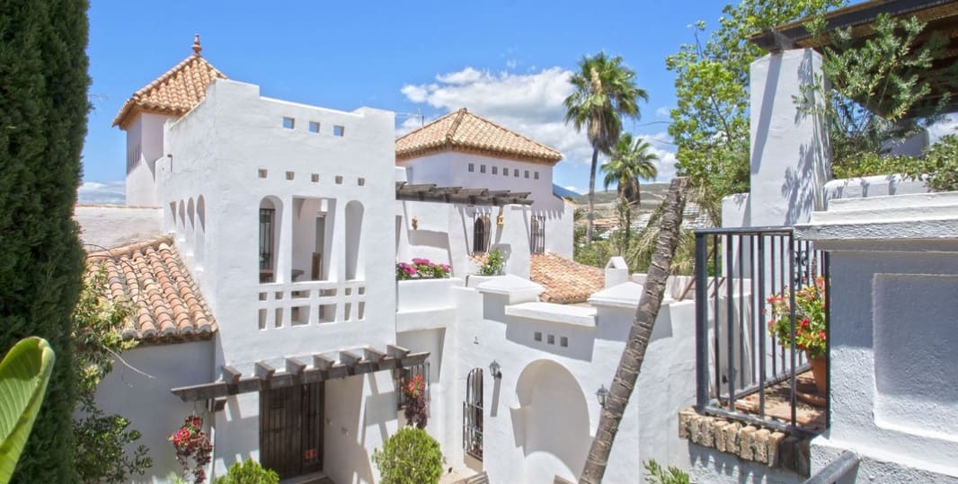 5 slaapkamer Villa te koop in Marbella met zwembad garage - € 3.500.000 (Ref: 10002342)