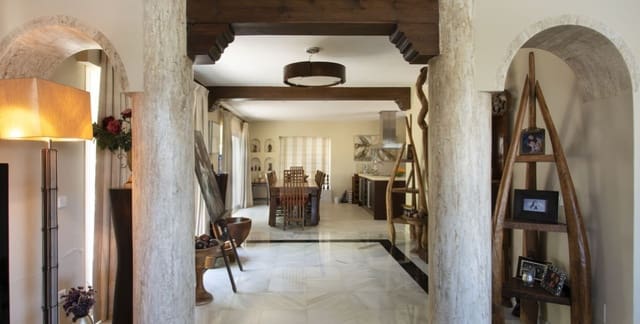 5 slaapkamer Villa te koop in Marbella met zwembad garage - € 3.500.000 (Ref: 10002342)