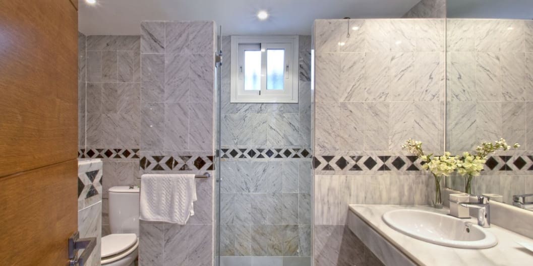 5 slaapkamer Villa te koop in Marbella met zwembad garage - € 3.500.000 (Ref: 10002342)