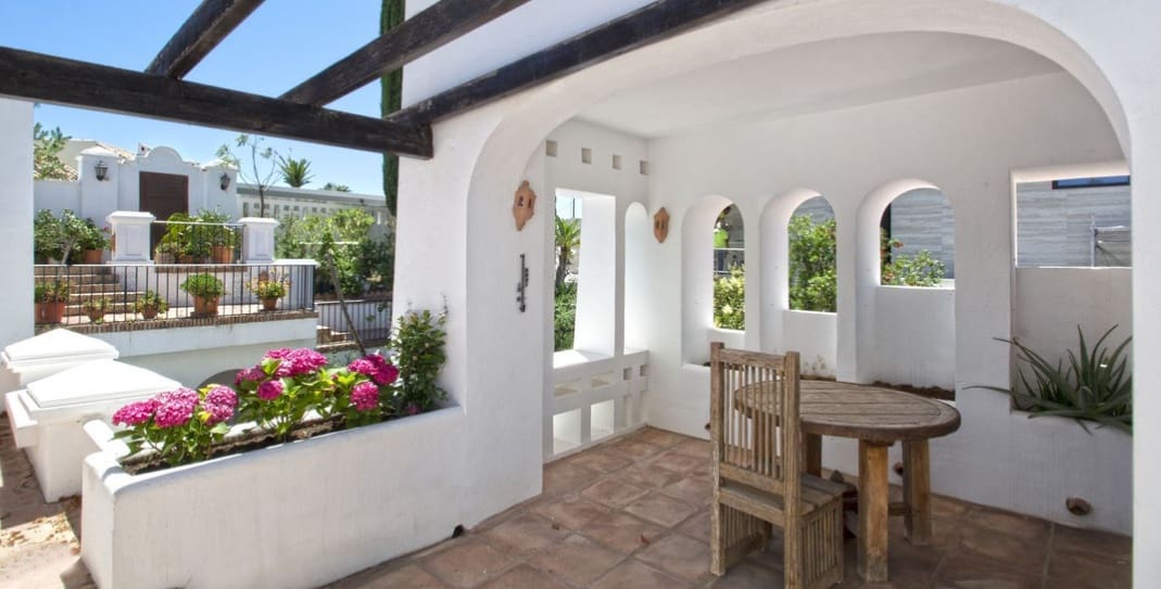 5 slaapkamer Villa te koop in Marbella met zwembad garage - € 3.500.000 (Ref: 10002342)