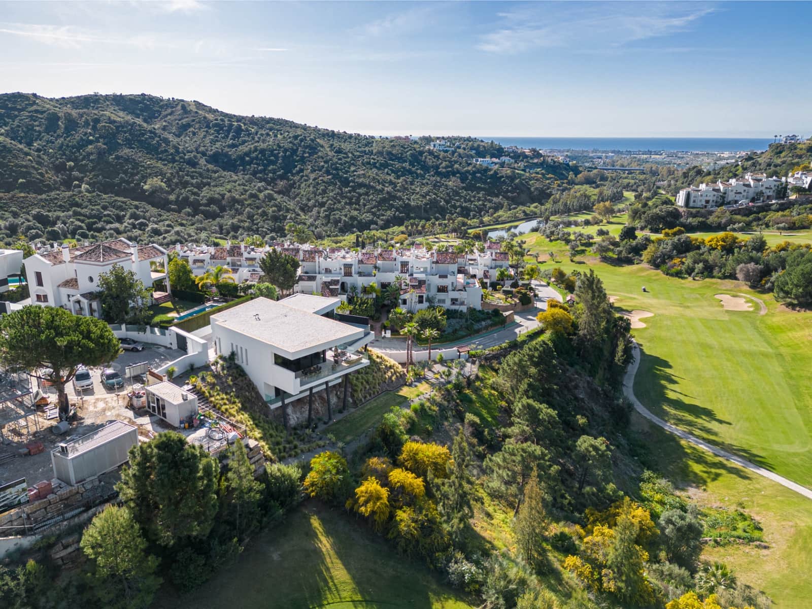 4 slaapkamer Villa te koop in Marbella met zwembad garage - € 2.985.000 (Ref: 10002343)