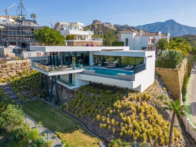 4 slaapkamer Villa te koop in Marbella met zwembad garage - € 2.985.000 (Ref: 10002343)