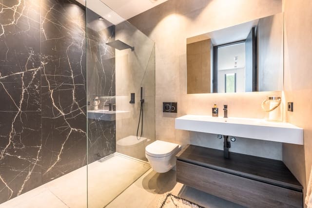 4 slaapkamer Villa te koop in Marbella met zwembad garage - € 2.985.000 (Ref: 10002343)