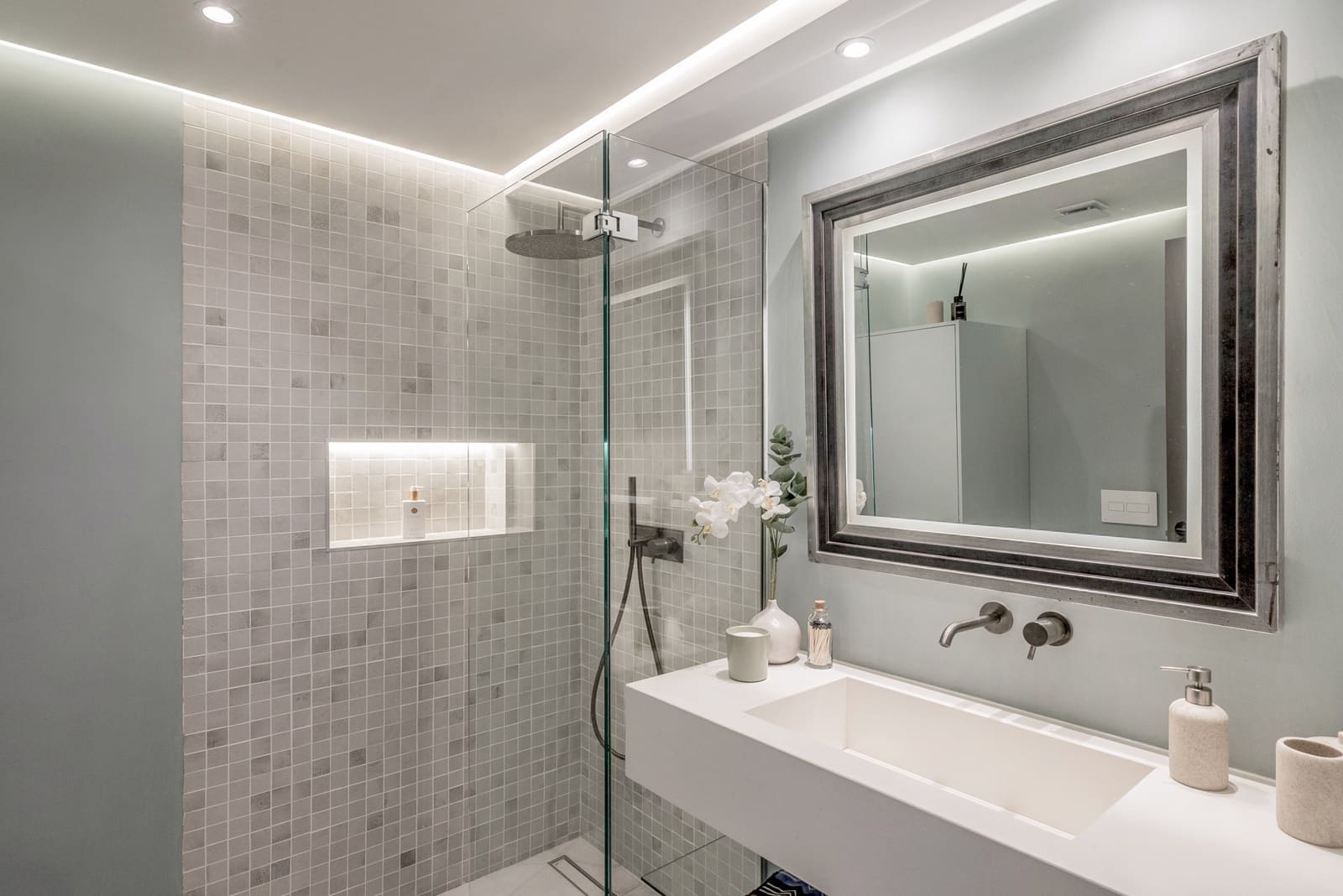 3 sypialnia Apartament na sprzedaż w Marbella z basenem garażem - 995 000 € (Ref: 10002346)