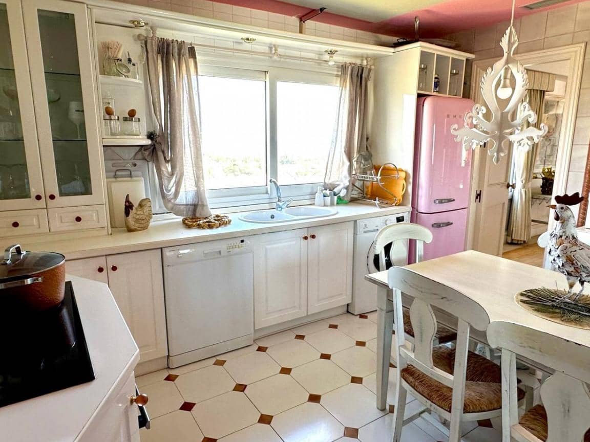 3 quarto Apartamento para venda em Marbella com piscina - 695 000 € (Ref: 10002348)